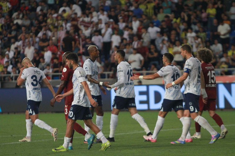 Transfere hız verildi! Fenerbahçe’ye 19 yaşında, 4 milyon euroluk Rus orta saha! Menajeriyle temasa geçildi - Resim: 2