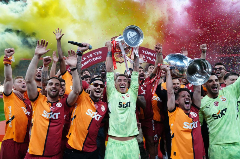 Galatasaray’da şok gelişme! Yeni transfer ipleri kopardı! Kalmayı düşünmüyor, gidecek - Resim: 2