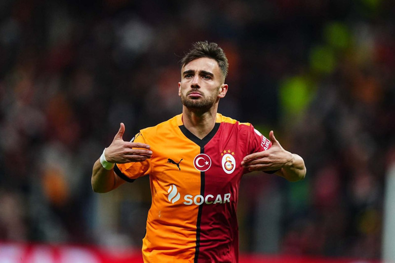 Galatasaray’da iç transferde kritik adım! 14 milyon euroluk yıldızla 4 yıl daha devam! Yeni maaşı ortaya çıktı - Resim: 6