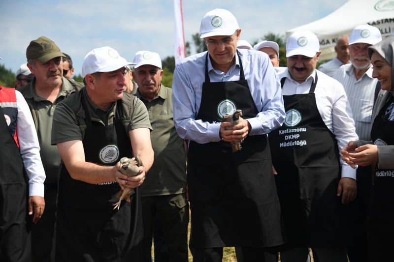 Kastamonu’da 2 bin 100 tanesi tek tek özel taşıma kutularıyla getirildi! Doğaya salındılar, ilk görüntüler ortaya çıktı - Resim: 2