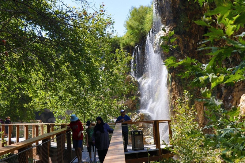 Konya’da doğayla serin kaçış rotası olan Yerköprü Şelalesi yazın en çok ziyaret edilen noktası oldu - Resim: 5