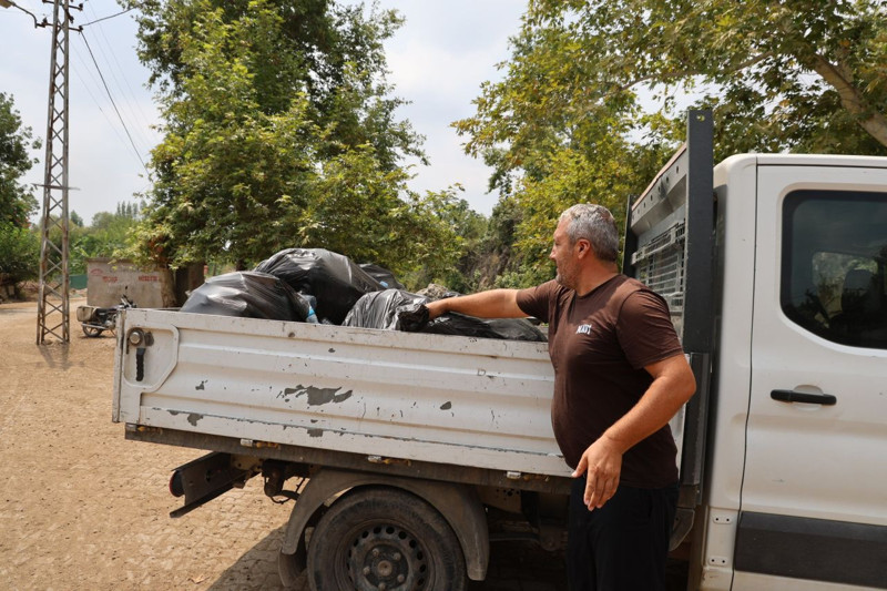 Sessiz vadide kapaklar kalktı, altın sarısı akış başladı. Ormanların derinliklerinden sofralara geliyor - Resim: 5