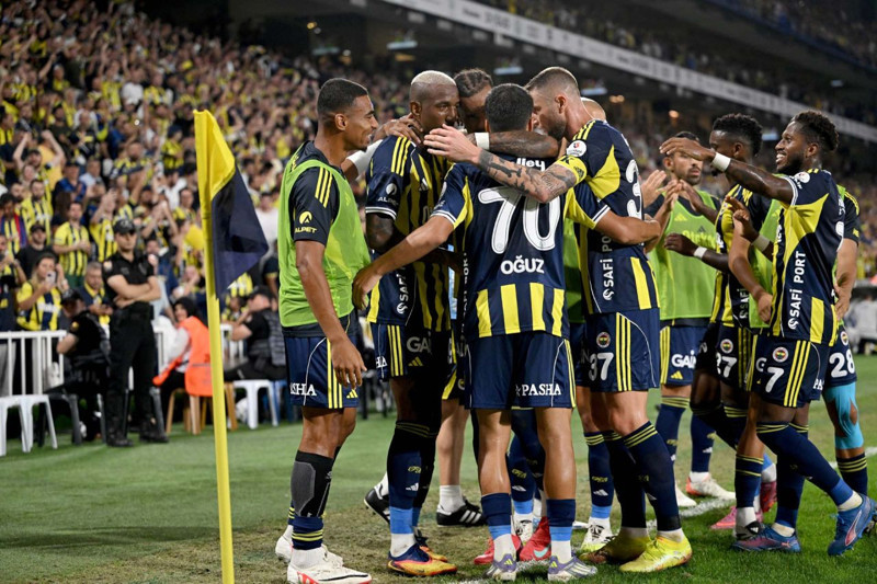Fenerbahçe yönetiminden futbolculara tarihi prim müjdesi! Benfica galibiyetine servet dağıtılacak! - Resim: 8