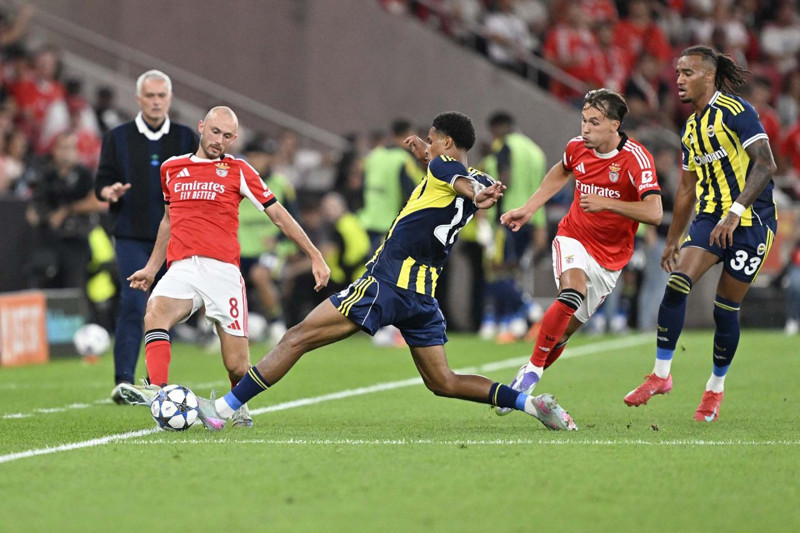 Benfica yenilgisi her şeyi değiştirdi! Fenerbahçe dev gelirden oldu! - Resim: 4