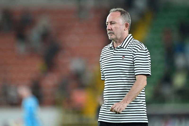 Beşiktaş'ta Sergen Yalçın’dan şok rapor! 3 yabancı futbolcunun üzerini çizdi! “Gönderin” - Resim: 5