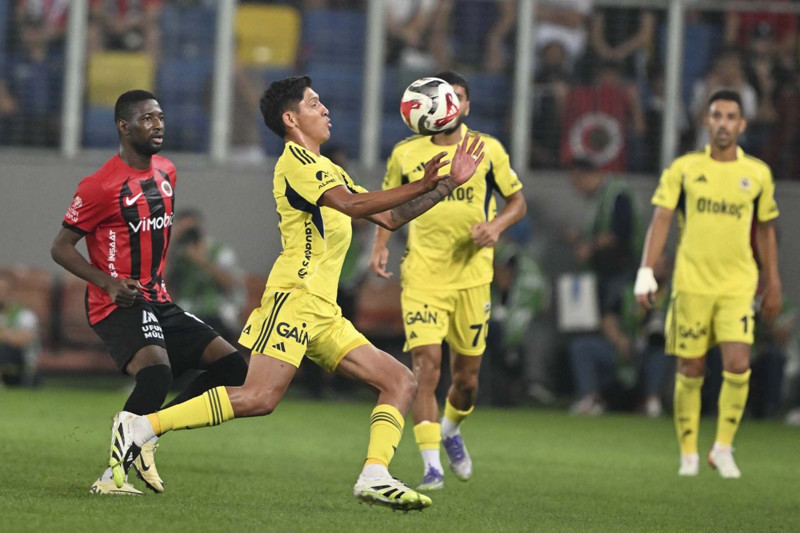 Fenerbahçe’ye şok haber! 22 milyon euroluk yıldız sakatlandı - Resim: 6