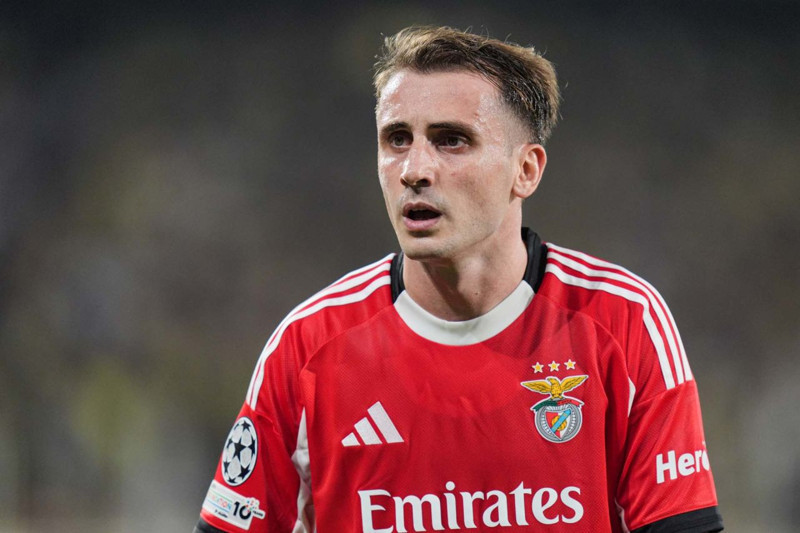 Mourinho’dan şaşkına çeviren açıklama! Şampiyonlar Ligi’nde 0 çekti, bahanesi Fenerbahçe oldu! Taraftarlardan büyük tepki var - Resim: 11