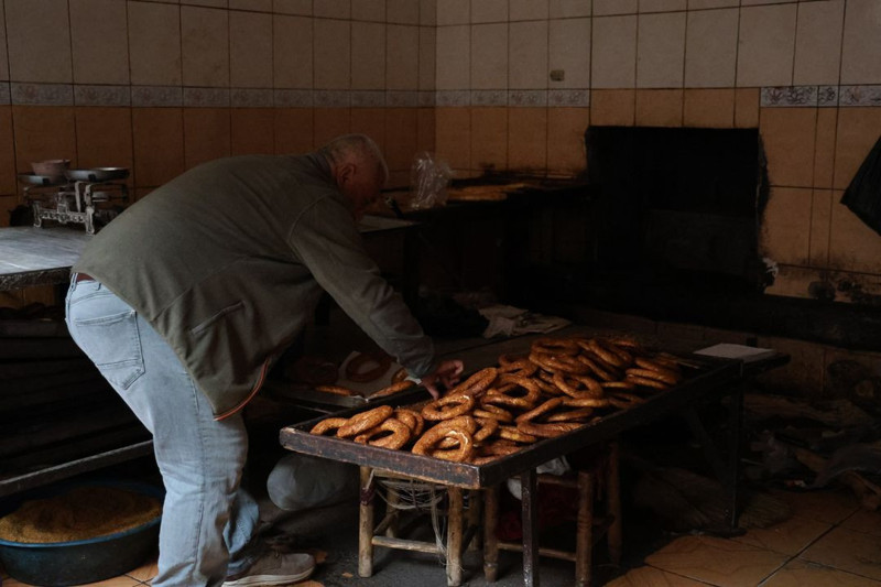Simit tezgahından memurluğa! Azim engel tanımadı! 20 yıl simit sattı, atandığına kimse inanmadı! - Resim: 2