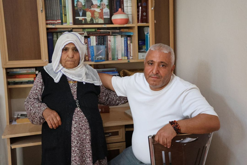 Simit tezgahından memurluğa! Azim engel tanımadı! 20 yıl simit sattı, atandığına kimse inanmadı! - Resim: 10