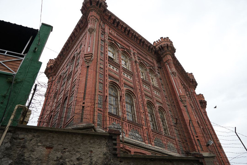 Depreme dayanıksız çıktı! MEB 571 yıllık Fener Rum Okulu'na süre verdi - Resim: 2