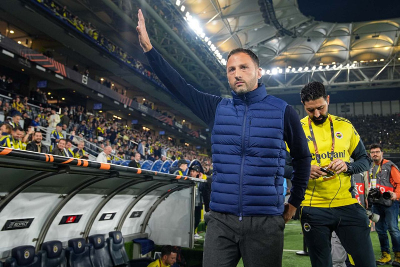 Fenerbahçe’den şok karar! Sadettin Saran biletlerini kesti! İki yıldız teklif gelirse satılacak! - Resim: 5