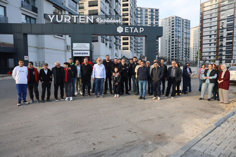 Bina sakinleri isyan etti! Kira gibi aidat! Kayyum talep ettiler - Resim: 1