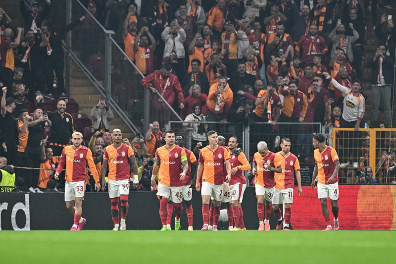 Galatasaraylıları küplere bindirecek haber! Dünya devi Osimhen’i istiyor! “Kesin olarak transfer listesinde” - Resim: 1