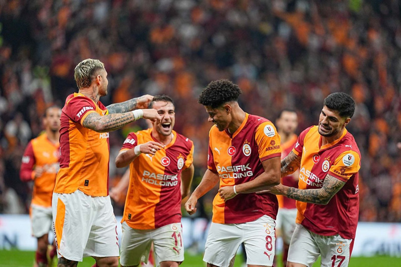 Galatasaray’da Trabzonspor maçı öncesi moral bozan gelişme! İki kritik isim forma giyemeyecek - Resim: 2