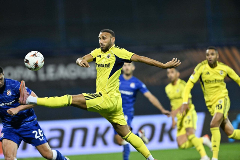 Fenerbahçe’de sürpriz ayrılık! Yıldız futbolcunun yeni adresini duyurdular! Gideceği takıma çok şaşıracaksınız! - Resim: 11