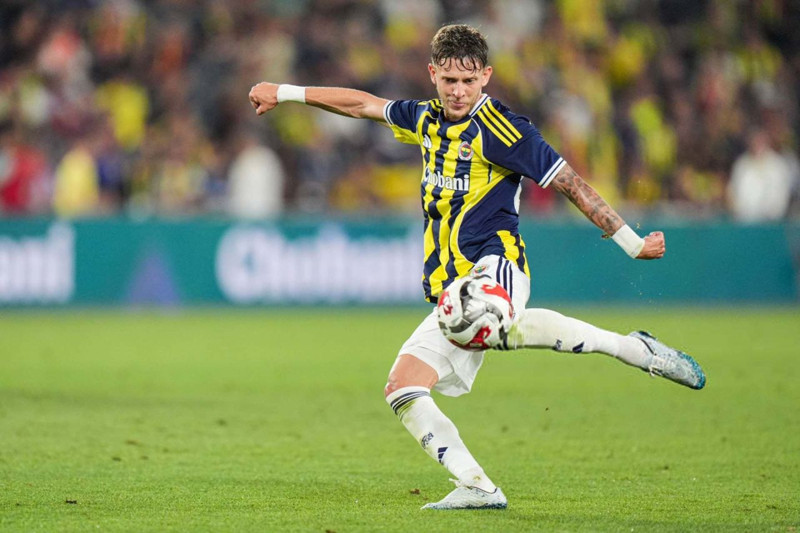 İki dev radarına almıştı! Fenerbahçe’den transfer kararı! Yıldız futbolcunun fiyatı belirlendi: En az 15 milyon euro - Resim: 8