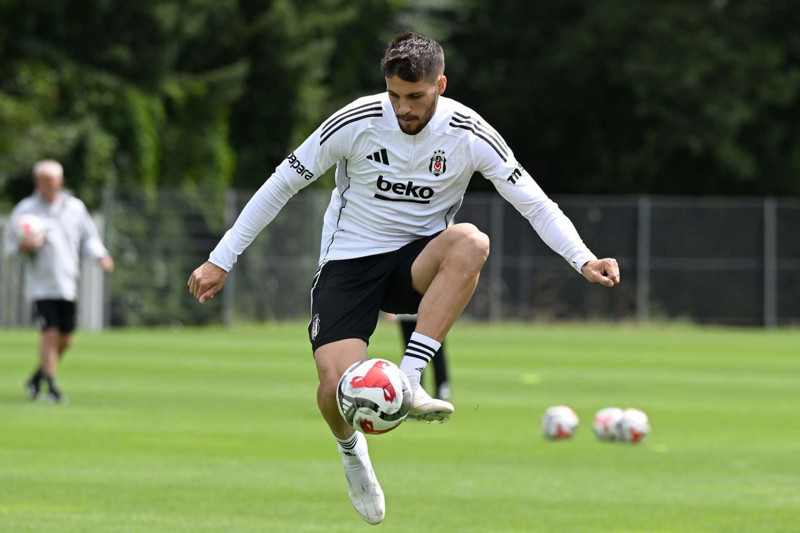 Beşiktaş’ta 8 milyon euroluk karar! Sergen Yalçın yıldız futbolcuyu gözden çıkardı! “Kendine kulüp bul” - Resim: 11