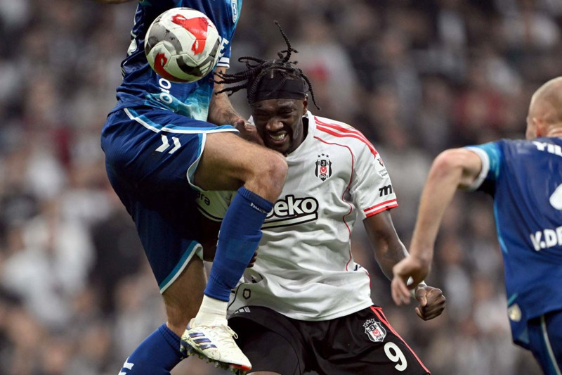 Beşiktaş'tan şaşkına çeviren karar! 41.5 milyon euroluk yıldızın bileti kesildi! Yeni transfer gidiyor! - Resim: 7