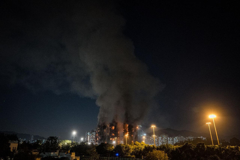 Hong Kong cehennemi yaşıyor! Onlarca kişi hayatını kaybetti, yüzlerce kişi kayıp - Resim: 2