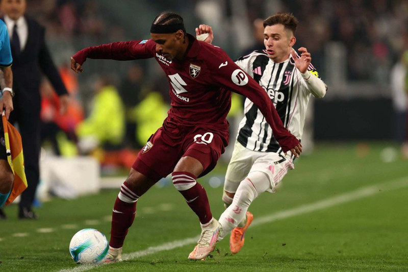 Beşiktaş transferde vitesi yükseltti! Aranan sağ bek bulundu! 4.5 milyon euroluk bedava yıldız radarda! - Resim: 4