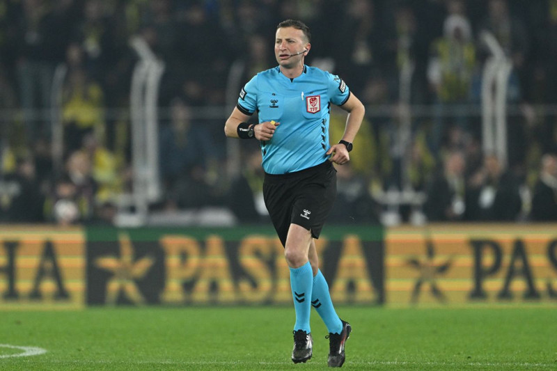 Fenerbahçe- Galatasaray maçında tartışmalı pozisyonlar! Barış Alper'in pozisyonu penaltı mı? Skrinar'ın müdahalesi kırmızı kart mı? Gol iptali doğru mu? - Resim: 11