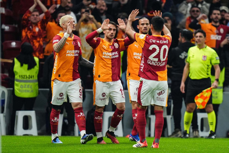 Galatasaray’dan çılgın transfer hamlesi! 55 milyon euroluk dünya yıldızıyla masaya oturuldu! Gelirse yer yerinden oynar! - Resim: 3