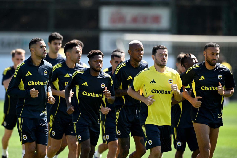 Süper Lig’de yüzyılın transfer takası! Fenerbahçe, Beşiktaş’a 1 yıldızını verecek, 2 ismi alacak! - Resim: 4