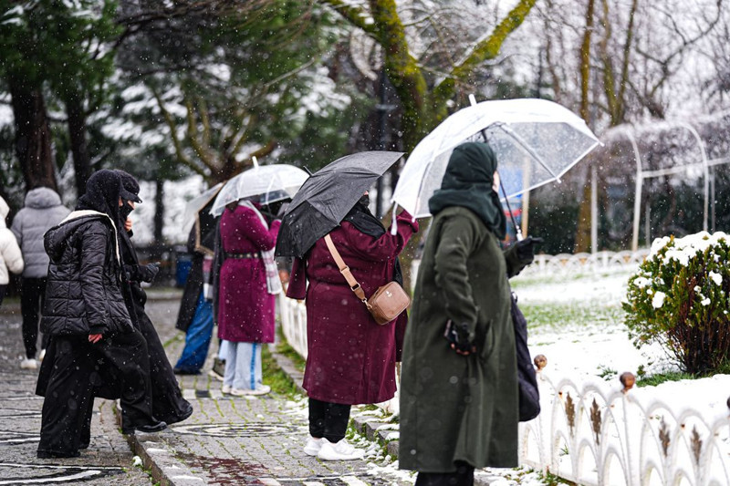 İstanbul'da kar etkili oluyor! Lapa lapa kar için saat verildi! 41 ile sarı kodlu uyarı - Resim: 16