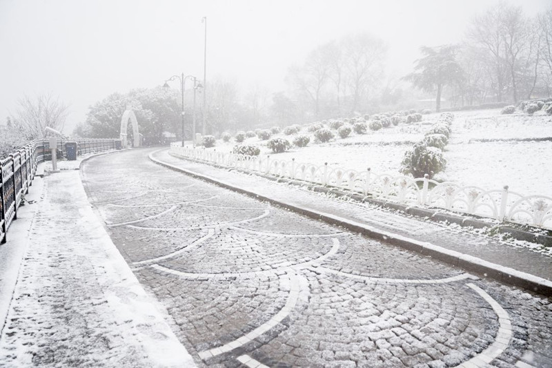 Meteoroloji'den 7 kent için kar alarmı! Batı baharı yaşıyor, doğu kışa giriyor! - Resim: 3