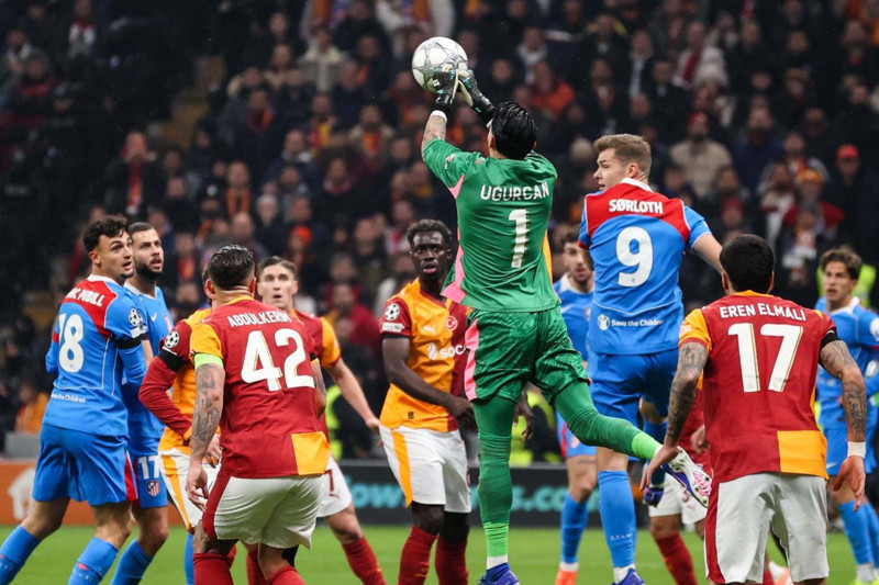 Galatasaray’dan çifte transfer bombası! 30 milyon euroluk yıldız bitti, diğeri yolda! Taraftarlar çok sevinecek - Resim: 3