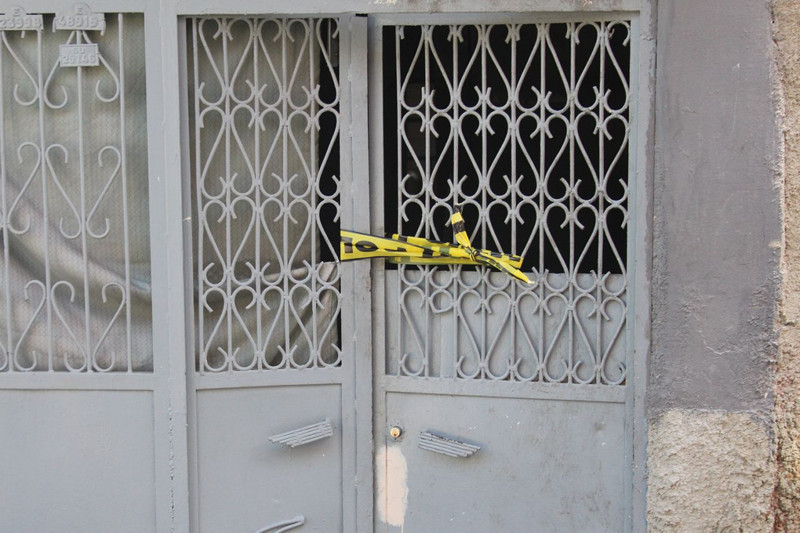 3 çocuk annesi eşini katletti! Cesedin başında ağlayarak teslim oldu - Resim: 3