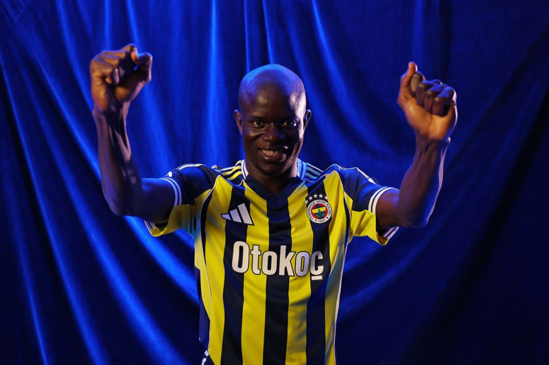 Resmi imzayı attı! Fenerbahçe'nin yeni transferi N'Golo Kante'den ilk açıklama! - Resim: 10
