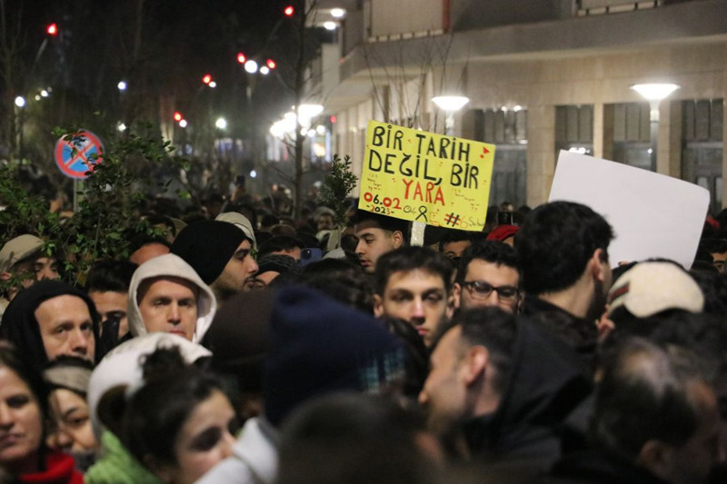 Türkiye'nin en zor gecesi:6 Şubat! Saatler 4.17'de durdu! 11 ilde sessiz anma! - Resim: 7