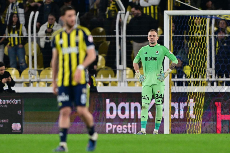 Gelecek yılın ilk bombası patladı! Fenerbahçe ilk transferini sessiz sedasız bitirdi! Taraftarlar çok sevinecek - Resim: 13