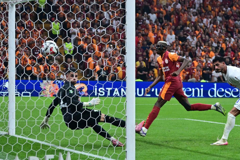 Galatasaraylılar çok üzülecek! Kimse beklemiyordu! Osimhen’in transfer olacağı takımı duyurdular! - Resim: 4