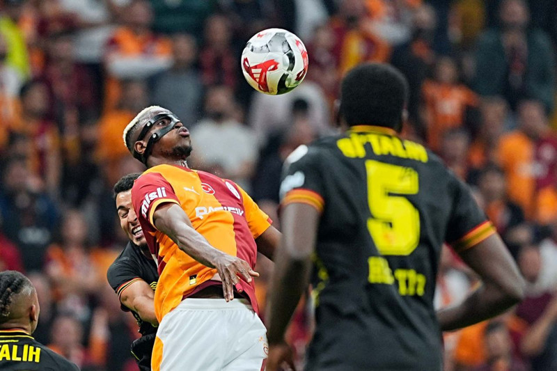 Galatasaraylılar çok üzülecek! Kimse beklemiyordu! Osimhen’in transfer olacağı takımı duyurdular! - Resim: 15