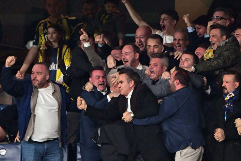 Kasımpaşa maçı bitti, soyunma odasına indi! Sadettin Saran’ın futbolculara söyledikleri ortaya çıktı! - Resim: 5