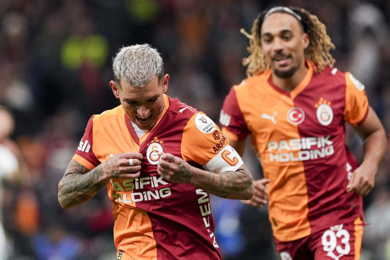 Gideceği söyleniyordu, takımda kalıyor! Galatasaray’dan yıldız futbolcunun maaşına dev zam! Yeni ücreti belli oldu - Resim: 7