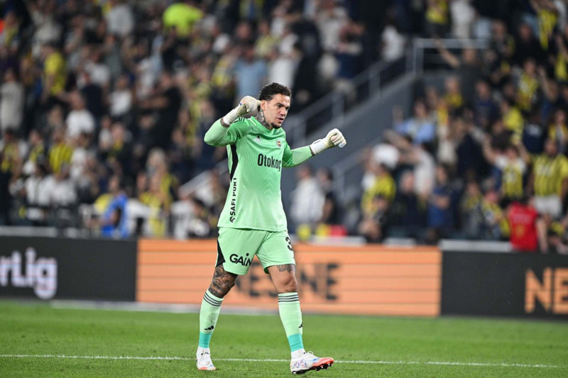 Fransa- Brezilya maçında yediği goller tartışma yarattı! Fenerbahçeli Ederson’u topa tuttular - Resim: 5