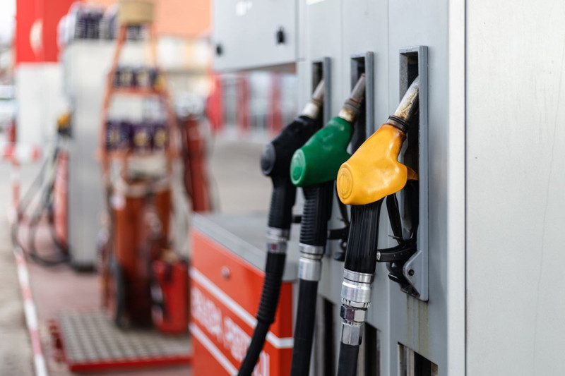 Bir açıklama yetti! Trump frene bastı, petrol çakıldı! - Resim: 6