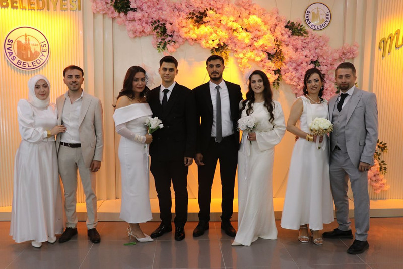 Nikah salonları doldu taştı! Kadınlardan o soruna pratik çözüm: Aylar öncesinden rezervasyon yaptılar - Resim: 8