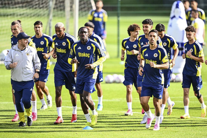 Fenerbahçeliler istedi, Aziz Yıldırım yılın transferini bitirdi! Mason Greenwood, Fenerbahçe'de! Rekor bonservis bedeli belli oldu - Resim: 3