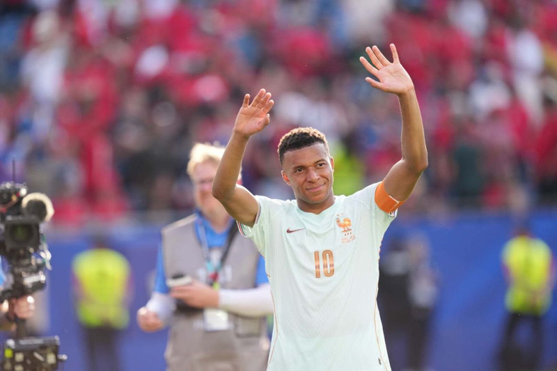 Mbappe Dünya Kupası’nda tarihe geçti! Fransa, Fas’ı 6 dakikada devirdi, apolet söktü - Resim: 10