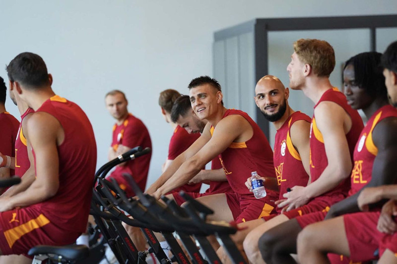 Galatasaray transferde gaza bastı! 31 maçta 24 gol, 3 asist yapan golcü için flaş teklif! İstenen para şaşkına çevirdi - Resim: 2