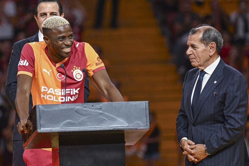 Osimhen ile yönetim arasında kritik zirve! Dursun Özbek'in Nijeryalı yıldıza verdiği söz ortaya çıktı - Resim: 3