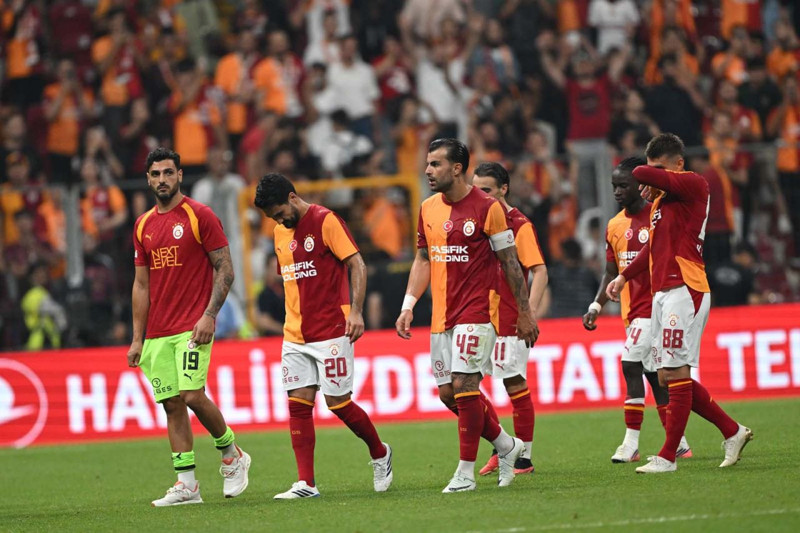 Galatasaray’dan çılgın transfer hamlesi! Yönetim gemileri yaktı! Yıldız futbolcu için 40 milyon euroluk teklif - Resim: 3