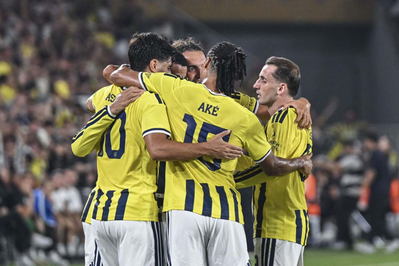 Şampiyonlar Ligi’nde kritik randevu! Fenerbahçe, Lyon’u konuk edecek! İsmail Kartal kararını verdi! İşte muhtemel ilk 11’ler - Resim: 9