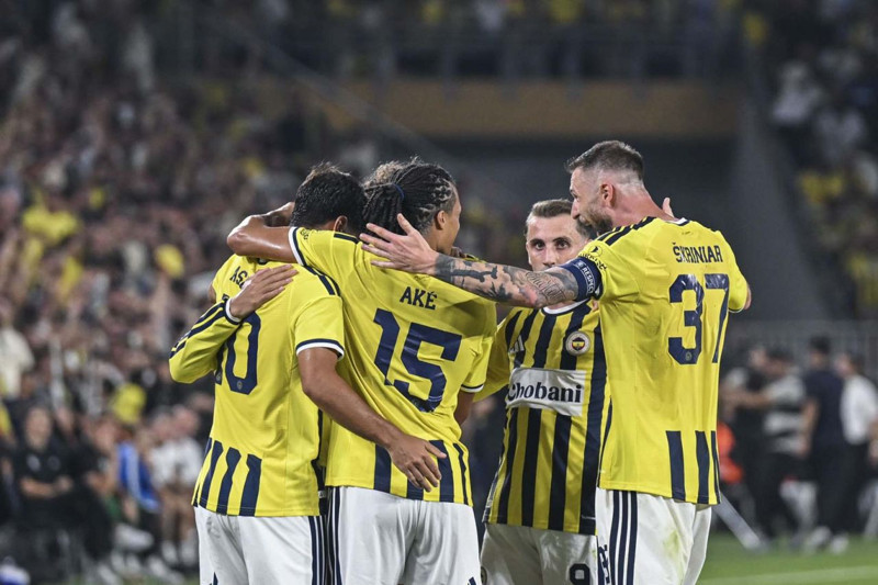 Şampiyonlar Ligi’nde kritik randevu! Fenerbahçe, Lyon’u konuk edecek! İsmail Kartal kararını verdi! İşte muhtemel ilk 11’ler - Resim: 10