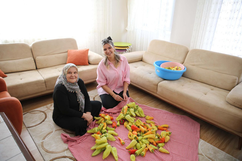 3 çuvalla başladı, 2 tona ulaştı! Herkes fotoğrafını çekmek için yarışıyor: Oturup ağlamaktansa para kazanmak daha güzel - Resim: 9