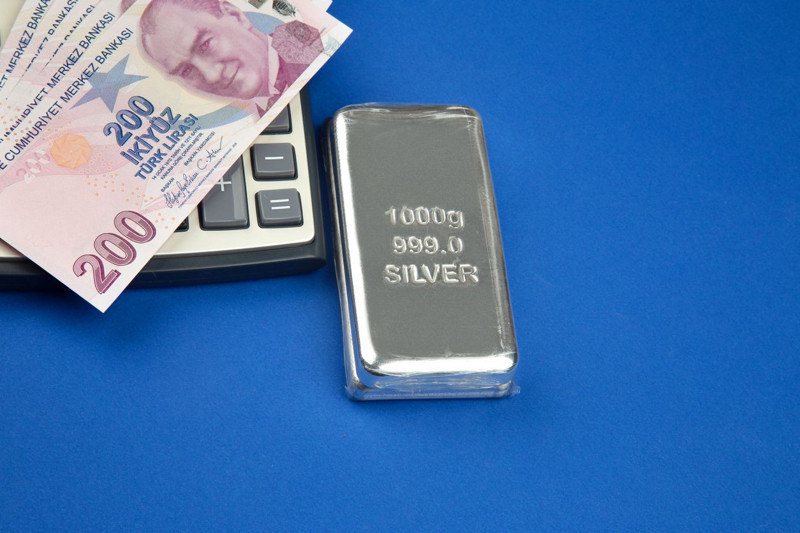Gümüşte yeni dönem mi başlıyor? Dev bankadan sinyali verdi: Tarih ve fiyat belli oldu - Resim: 3